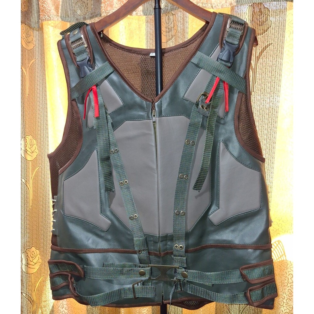 Bane Tactical Vest Dark Knight Rises Cosplay Costume Men's Size 2XL Tom Hardy